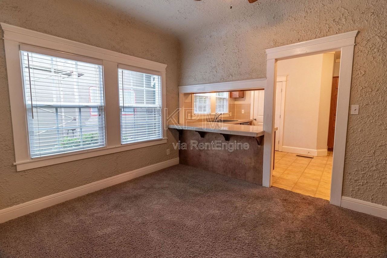 1428 Picardy Dr - Photo 6 of 19