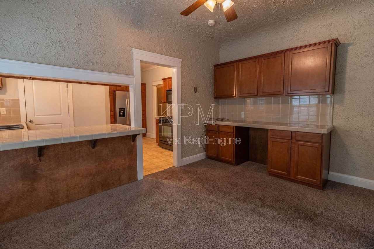 1428 Picardy Dr - Photo 7 of 19