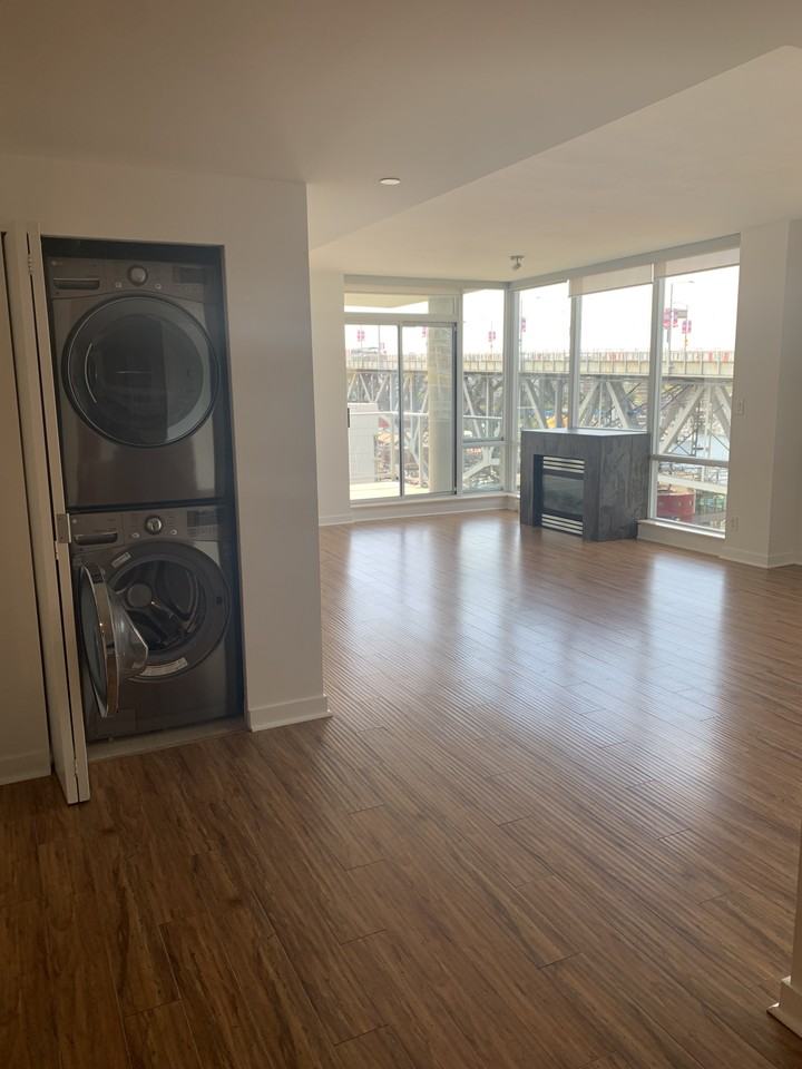 638 Beach Crescent #1003 - Photo 3 of 22