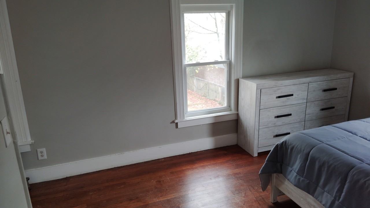 115 Ellsworth Ave #3 - Photo 3 of 5