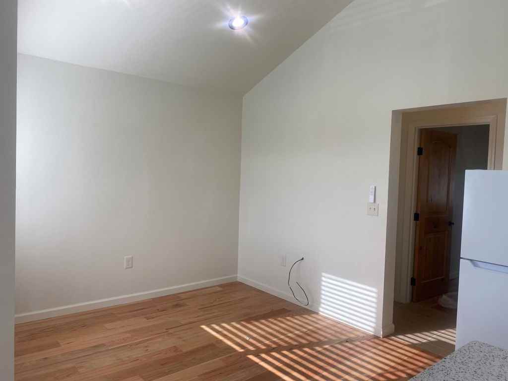 1158 Hopkins Ln #1160ADU - Photo 5 of 11