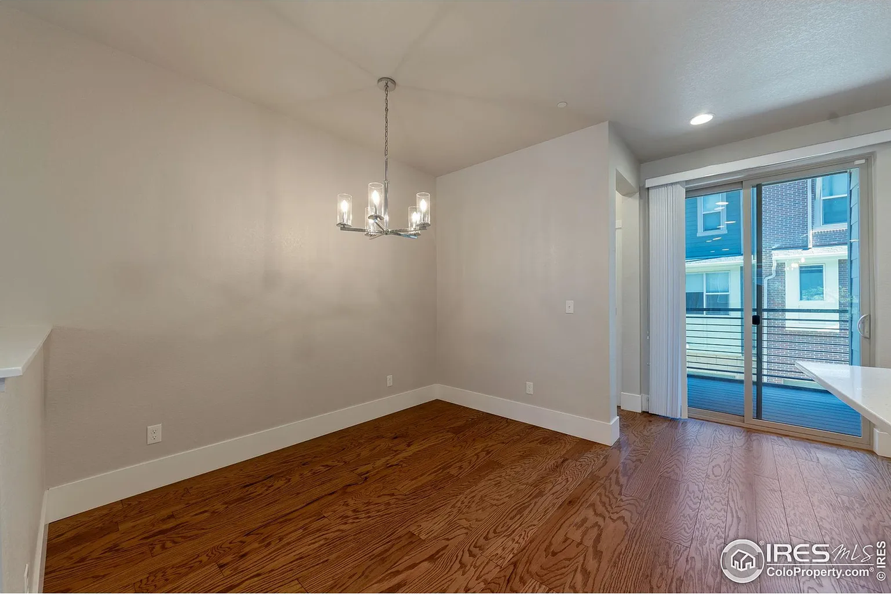 529 Promenade Dr - Photo 5 of 31