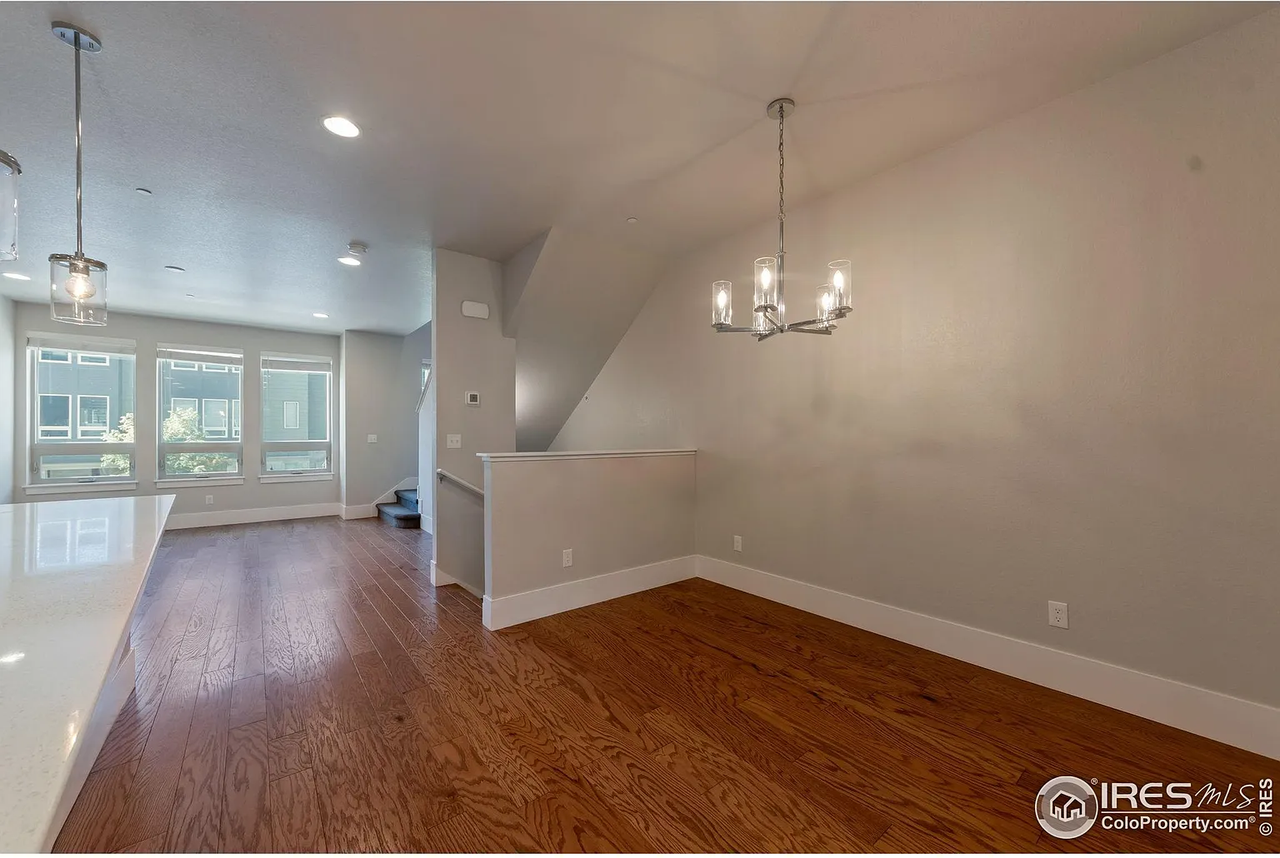 529 Promenade Dr - Photo 6 of 31