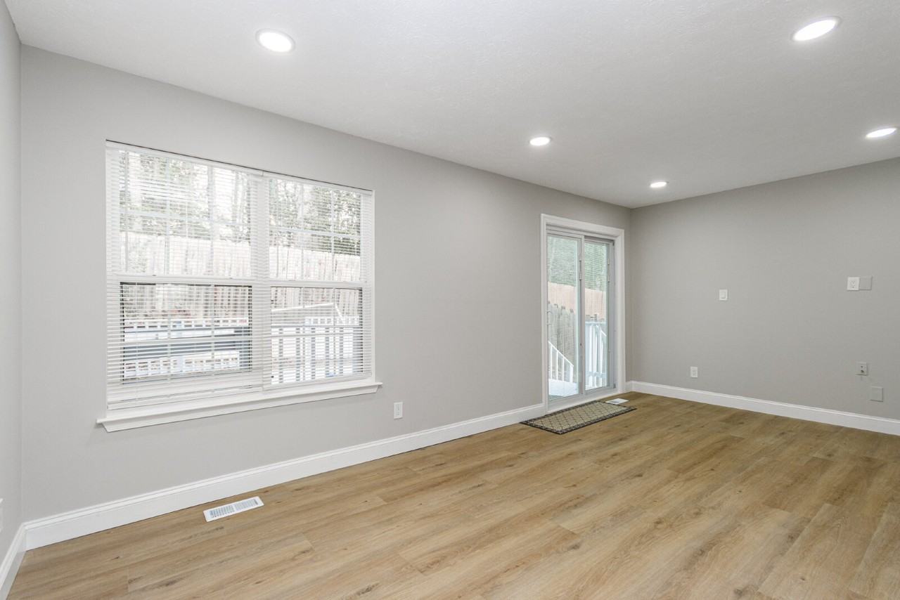 313 Mews Ct - Photo 5 of 25