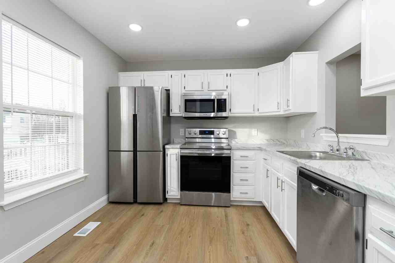 313 Mews Ct - Photo 7 of 25