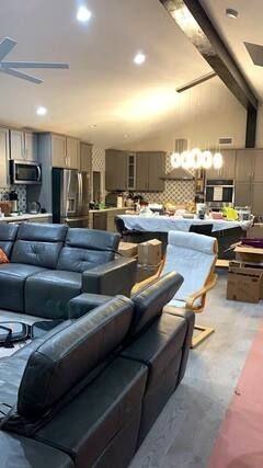 5442 W 76th St - Photo 3 of 17