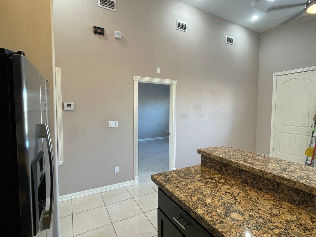 3120 Regal Dr ##B - Photo 4 of 17