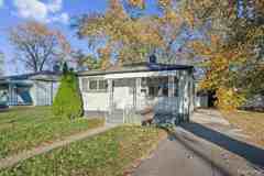 5749 Detroit St - Photo 1 of 1