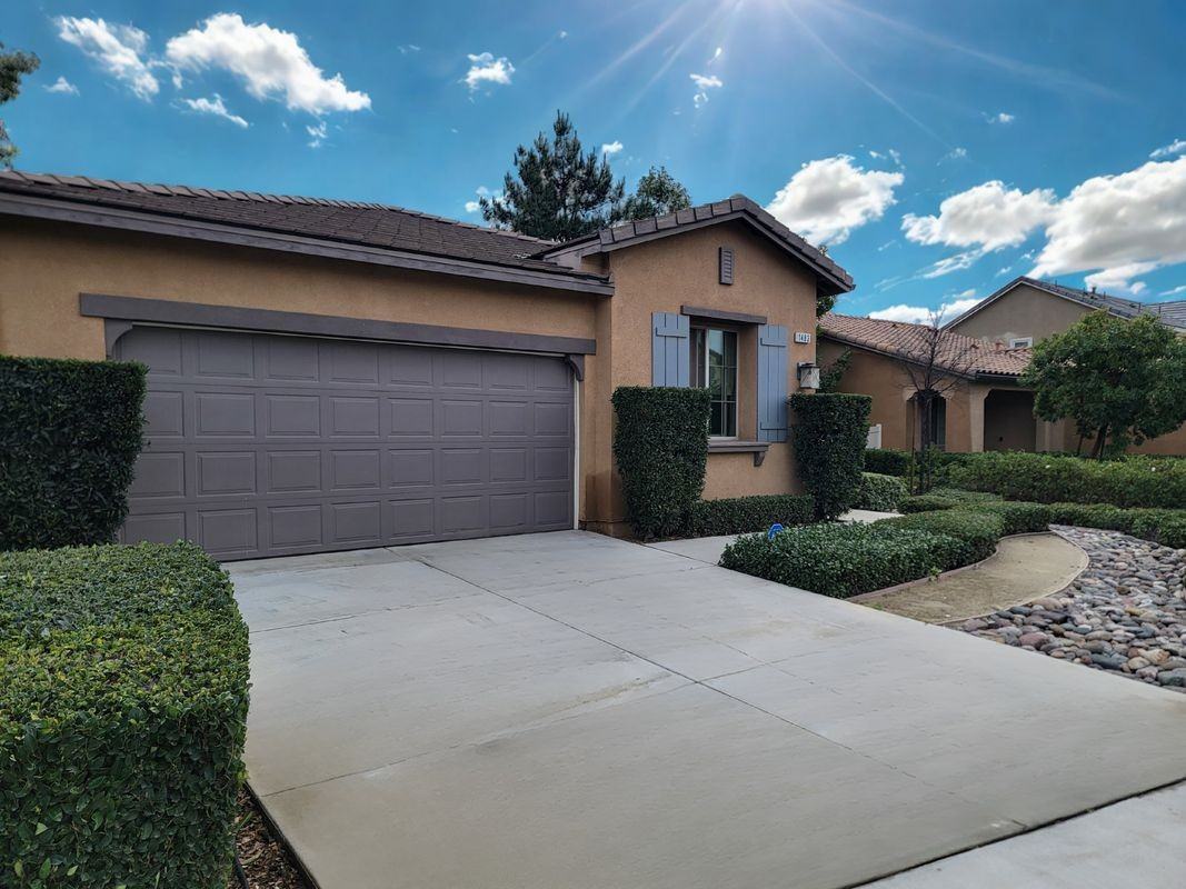 1483 White Dwarf Dr - Photo 2 of 26