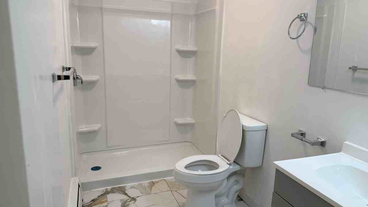 122 Clark St ##B - Photo 3 of 10