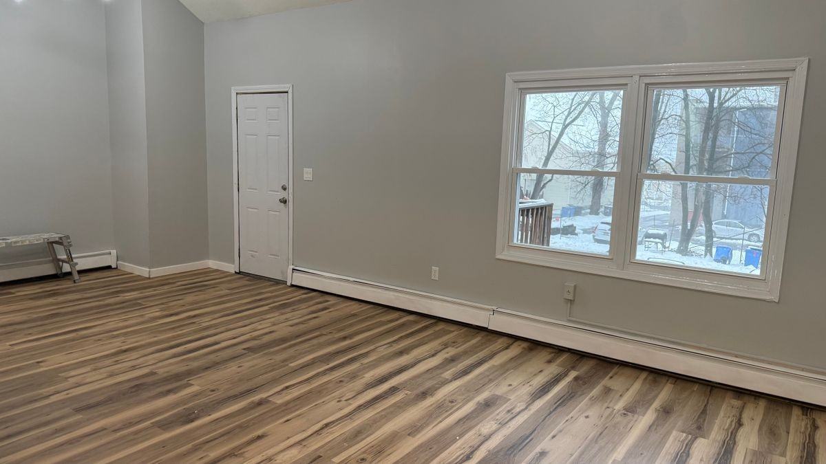 122 Clark St ##B - Photo 4 of 10