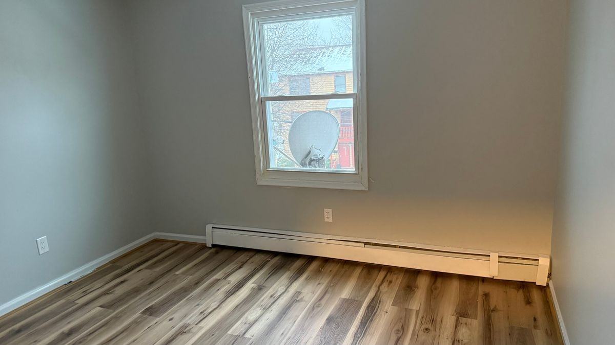 122 Clark St ##B - Photo 6 of 10