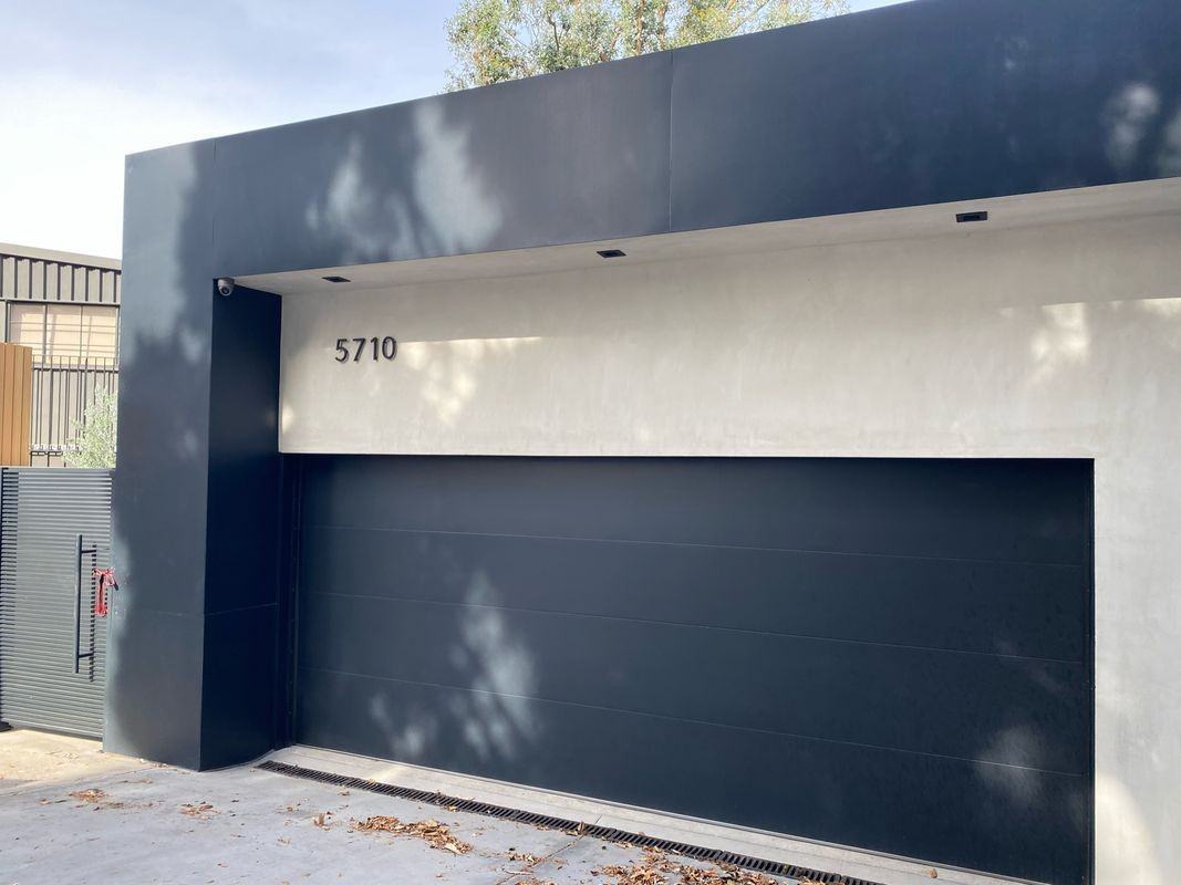 5710 Hill Oak Dr - Photo 4 of 12