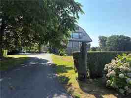 featured image of 438 Wolcott Ave ##6