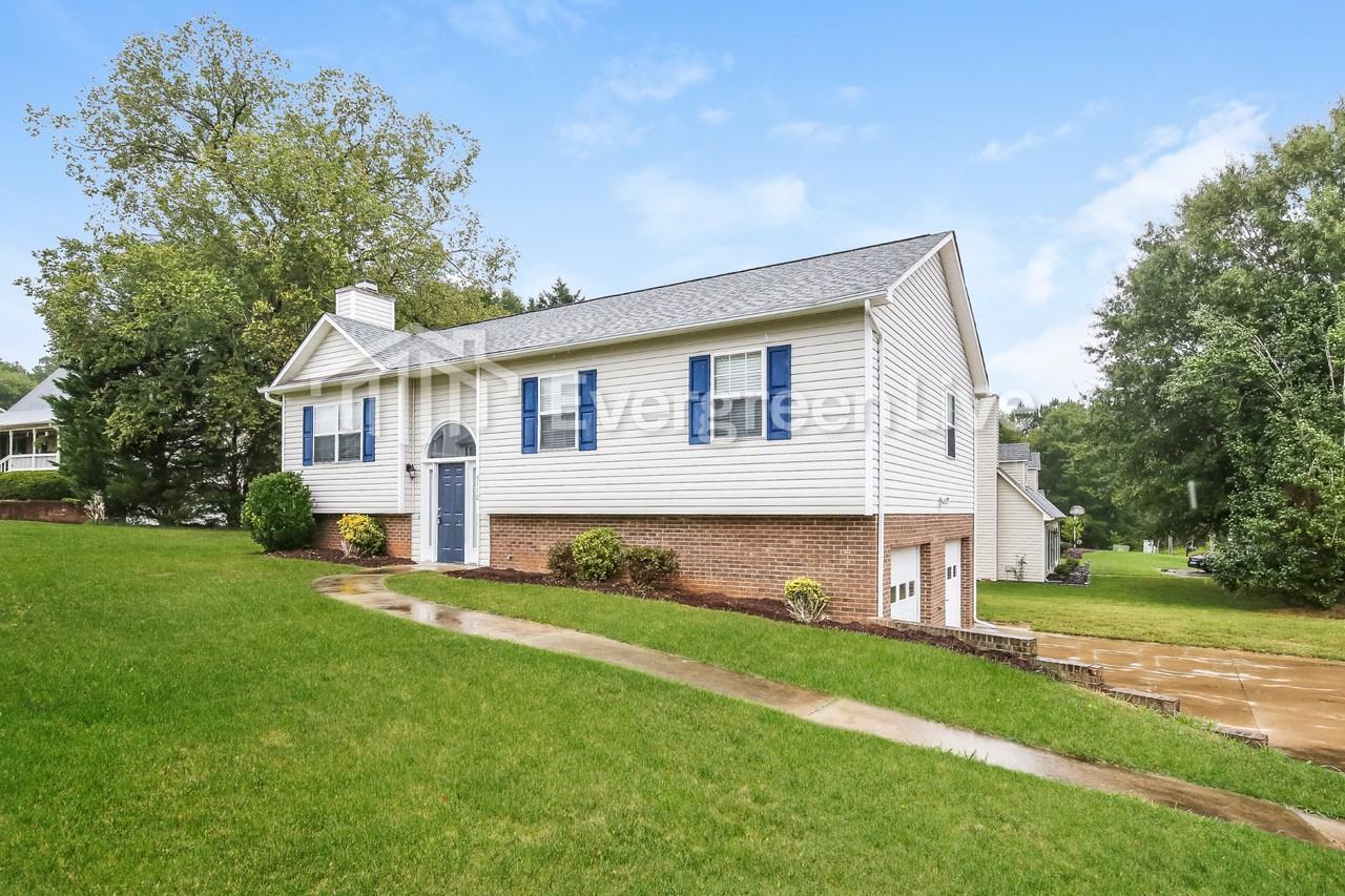 5110 Tutelo Trl - Photo 2 of 15