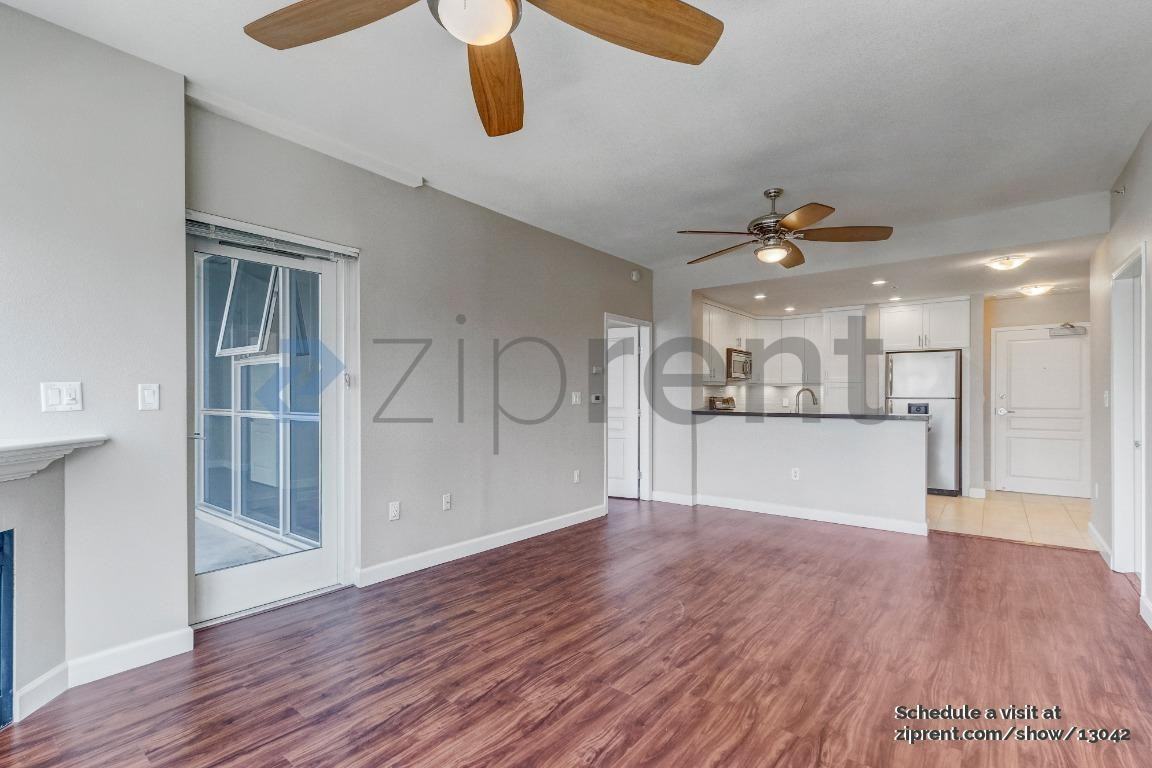 300 W Beech St #2101 - Photo 7 of 18