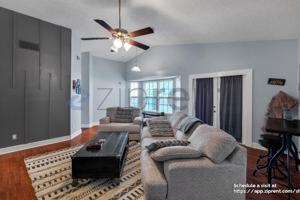 featured image of 208 Pap Finn Ct