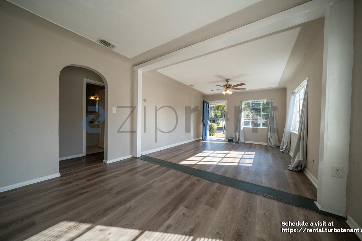 925 17th St S - Photo 7 of 22