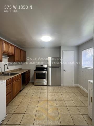 575 W 1850 N - Photo 5 of 17