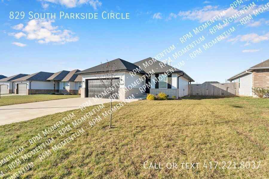 829 S Parkside Cir - Photo 3 of 28