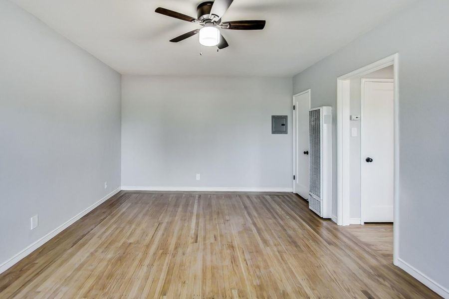 1441 University Ave #07 - Photo 4 of 16