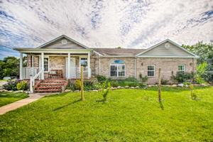 featured image of 703 10th St