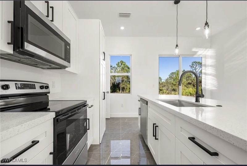 905 Wabasso Ct - Photo 7 of 15