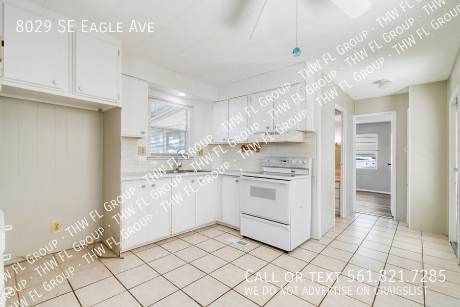 8029 Se Eagle Ave - Photo 4 of 22