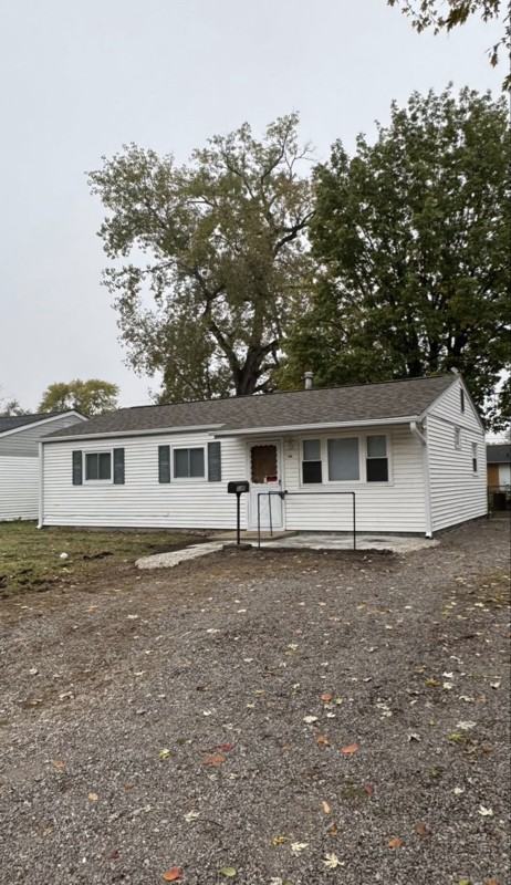 1145 Saint Rose Ln - Photo 2 of 19