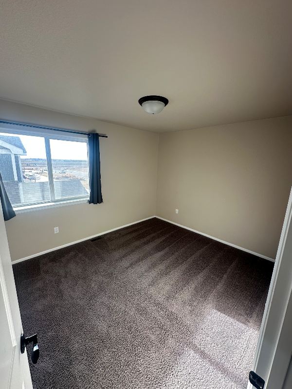 2142 Falling Leaf Dr - Photo 2 of 20