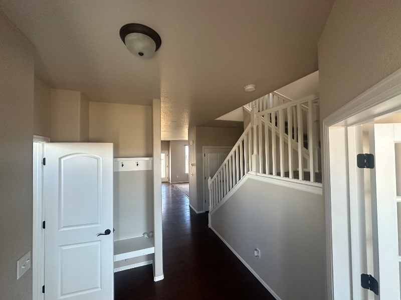 2142 Falling Leaf Dr - Photo 4 of 20