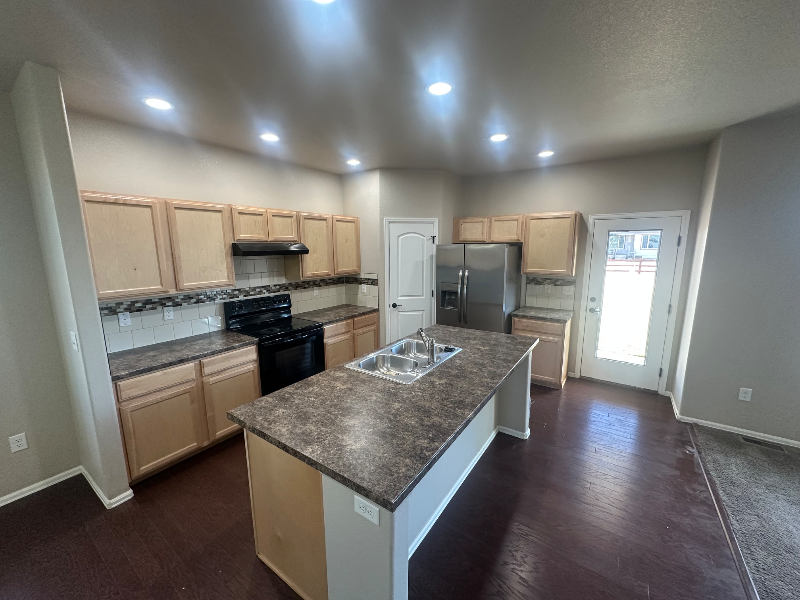 2142 Falling Leaf Dr - Photo 7 of 20