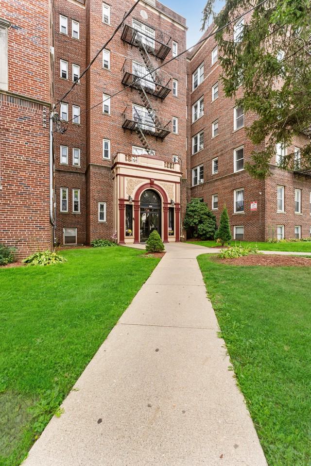 758 Jersey Ave #E8 - Photo 5 of 6