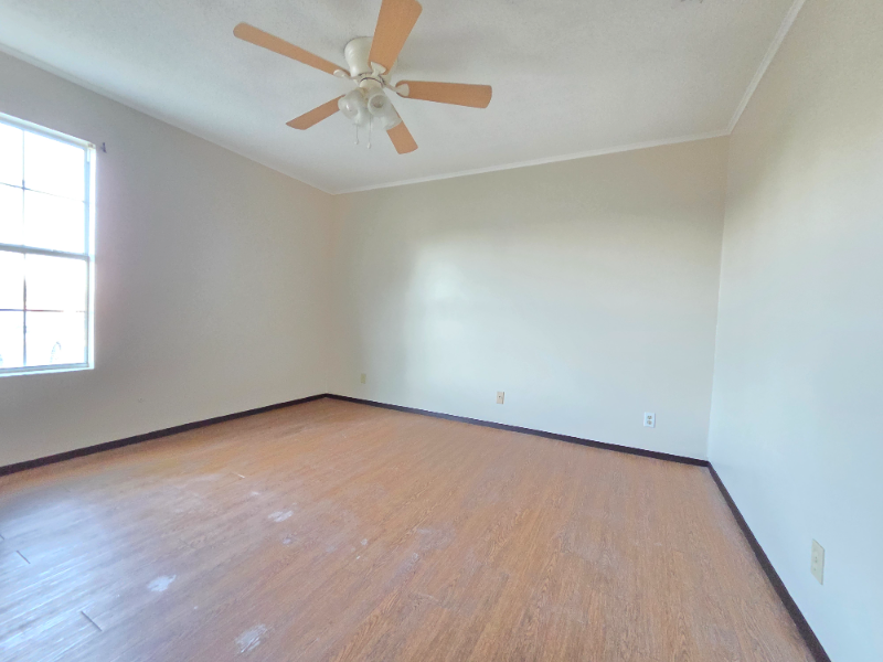 623 N Converse St #8