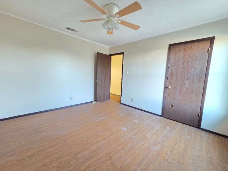 623 N Converse St #8 - Photo 6 of 9