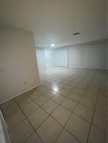 1167 Belkton Ave - Photo 4 of 13