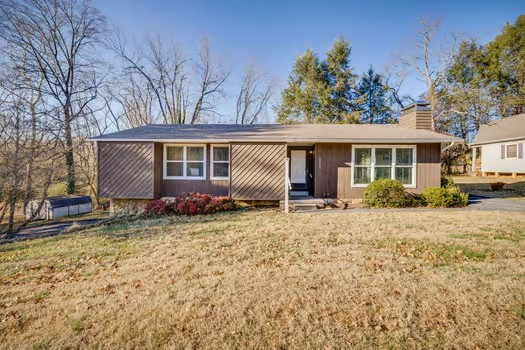 5013 Emerald Dr - Photo 2 of 17