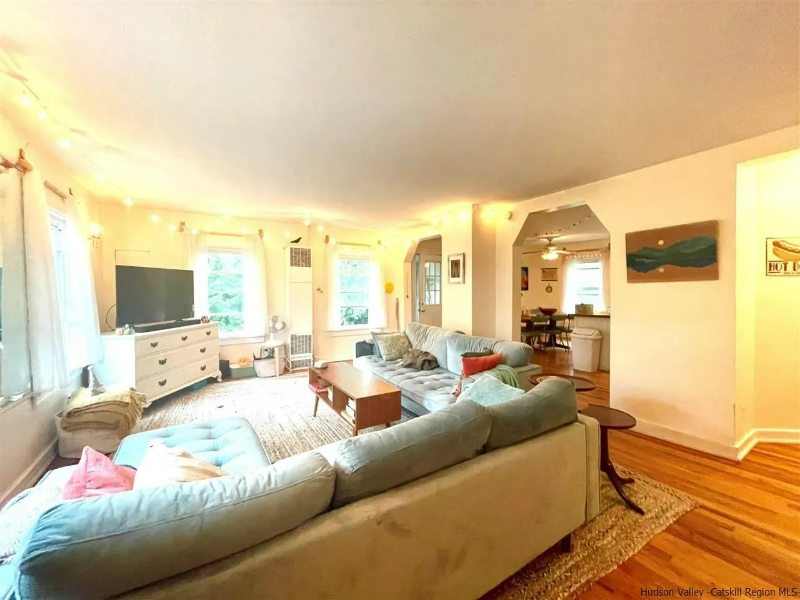 4 Underwood St #3 - Photo 6 of 17