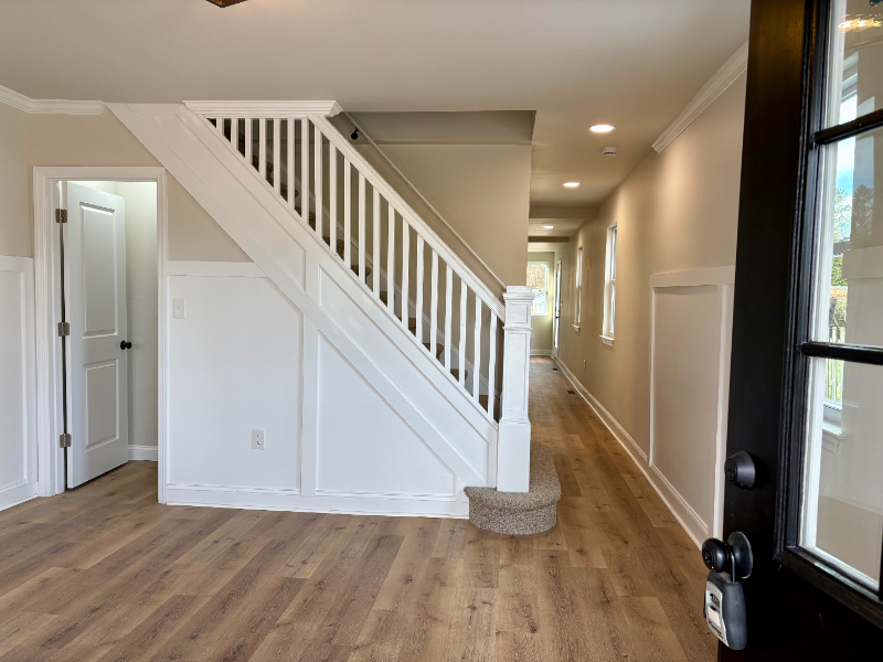 228 Delaware Ave - Photo 5 of 17