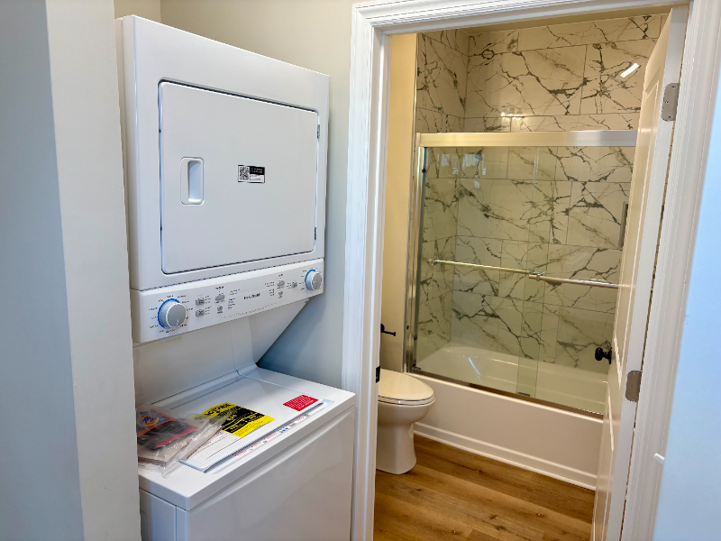 228 Delaware Ave - Photo 6 of 17