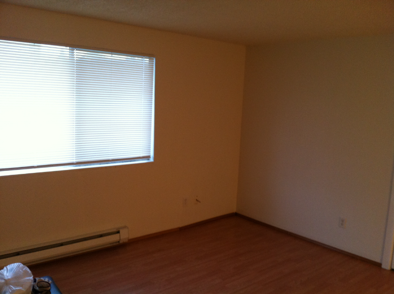 736 22nd St Ne #736 - Photo 3 of 12