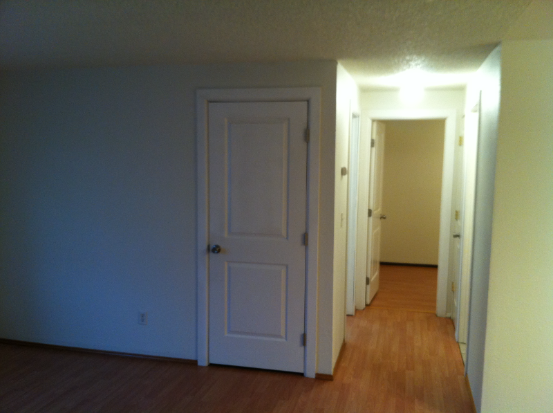 736 22nd St Ne #736 - Photo 4 of 12