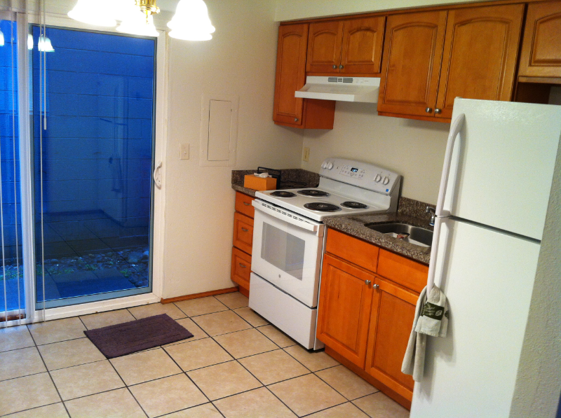 736 22nd St Ne #736 - Photo 6 of 12