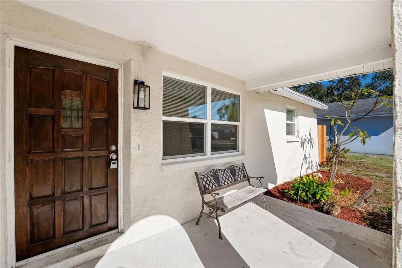 11967 106th Ct - Photo 2 of 15