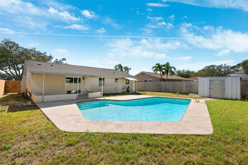 11967 106th Ct - Photo 4 of 15