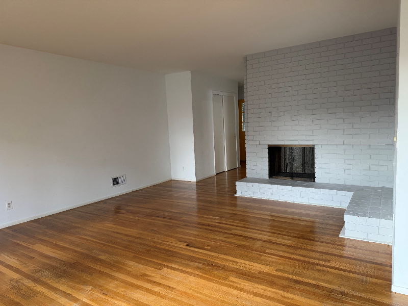 1941 Perry Ave - Photo 3 of 11