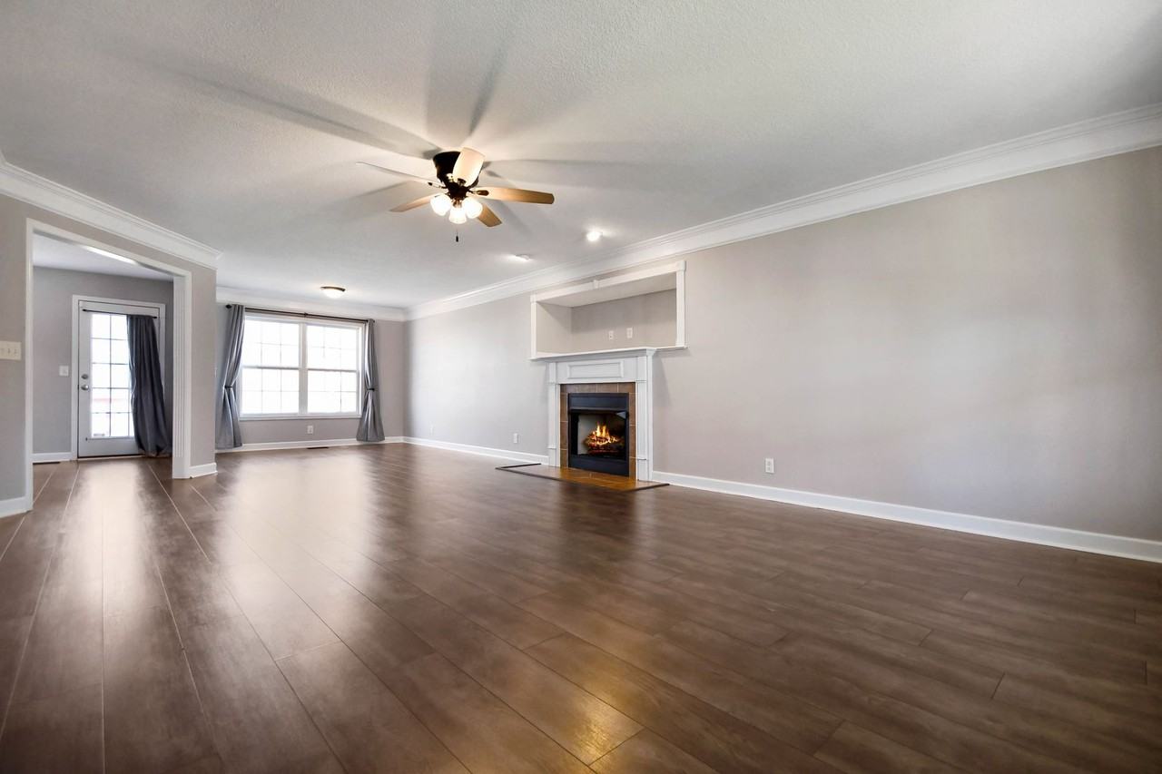 2486 Hattington Dr - Photo 3 of 26