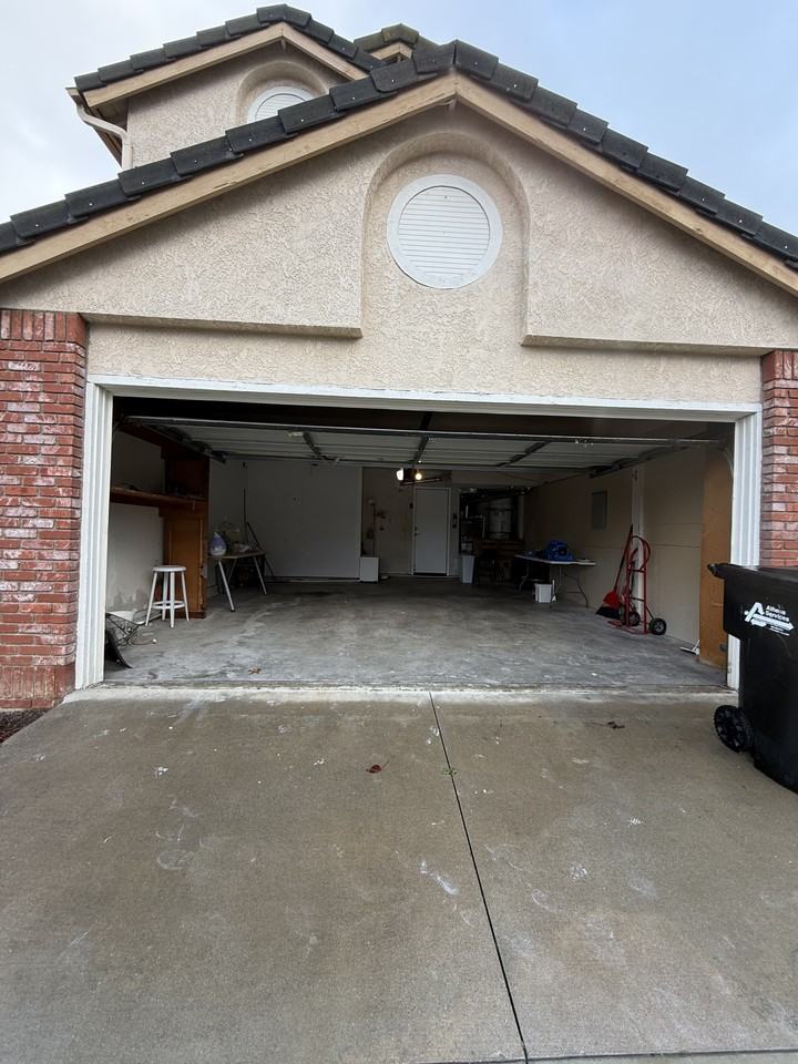 2466 Robert Rd #2466 - Photo 3 of 26