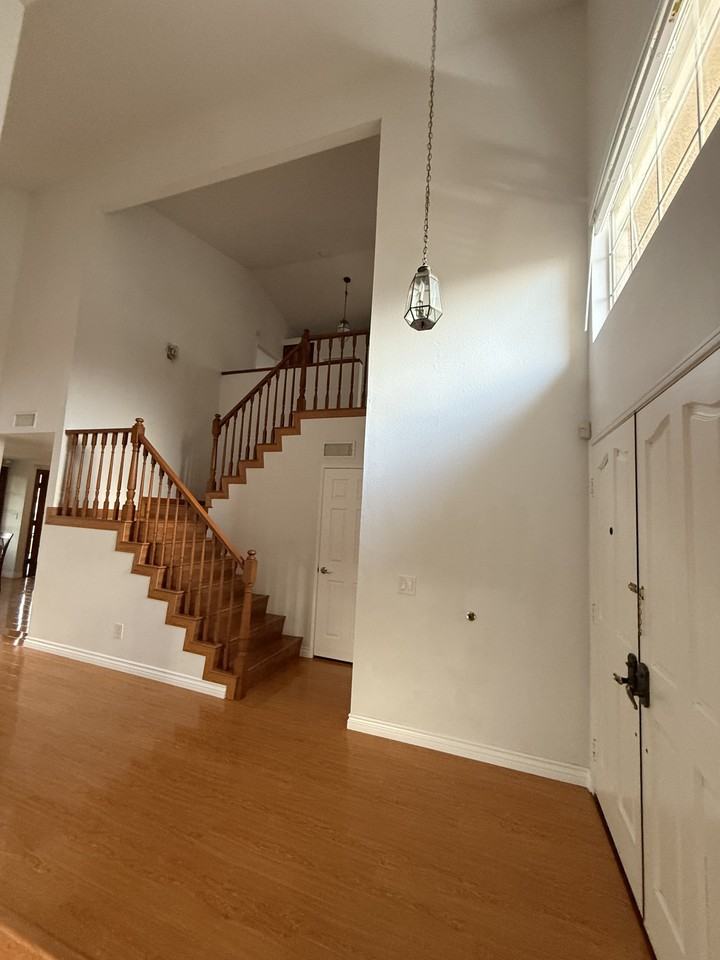 2466 Robert Rd #2466 - Photo 7 of 26