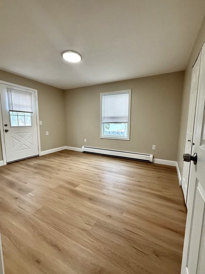 343 Kelly Ave #NA - Photo 6 of 9